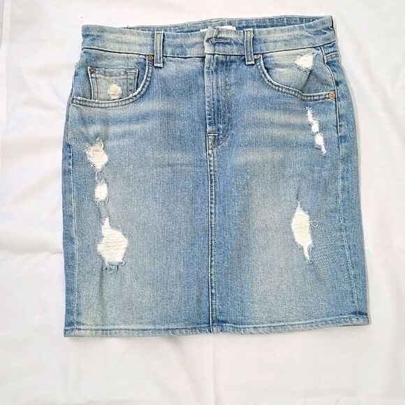 7 For All Mankind 28 Slightly Distressed Pencil Skirt - Picture 1 of 8